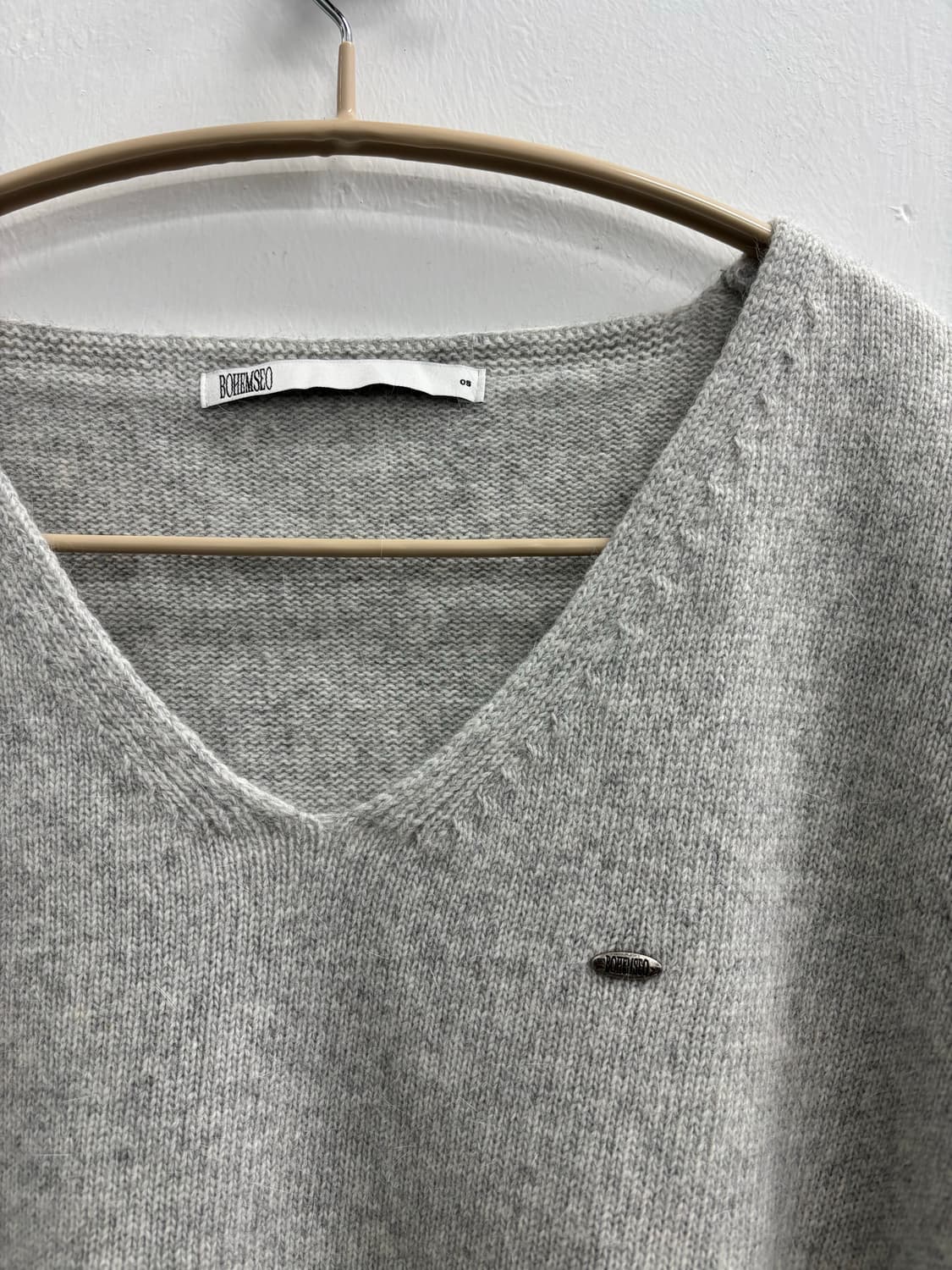 BOHEMSEO 브이넥 앙고라 블렌드 니트 상품이미지3