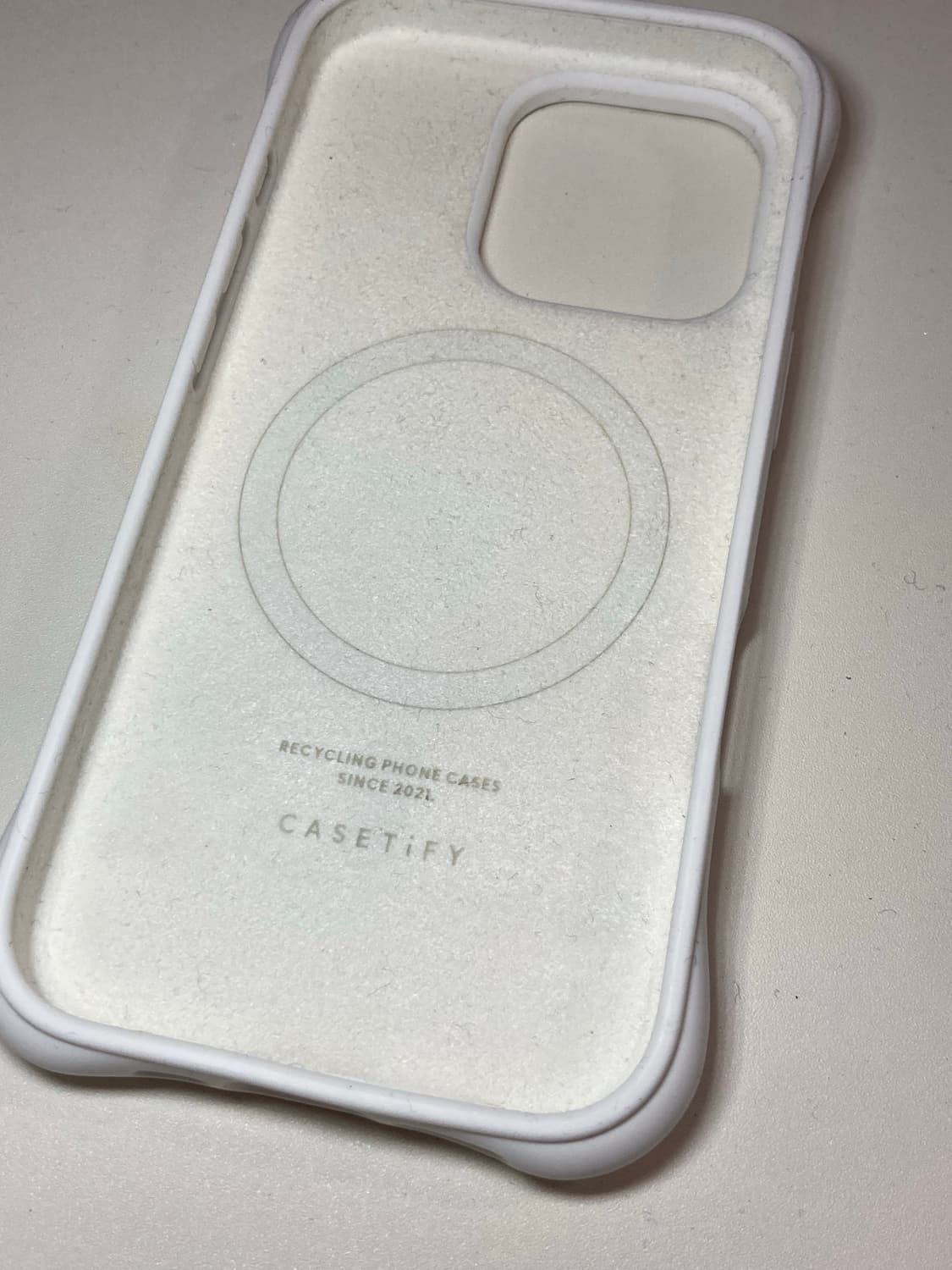 케이스티파이 리플케이스 화이트 아이폰16pro 상품이미지3