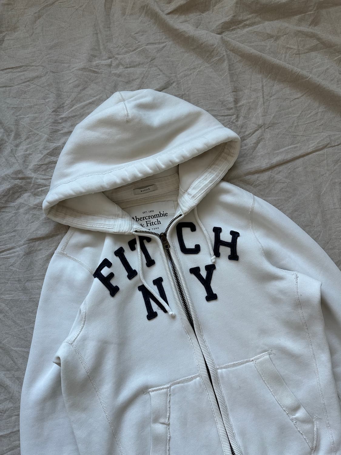 아베크롬비 헤비코튼 자수 로고 화이트 후드집업 상품이미지5