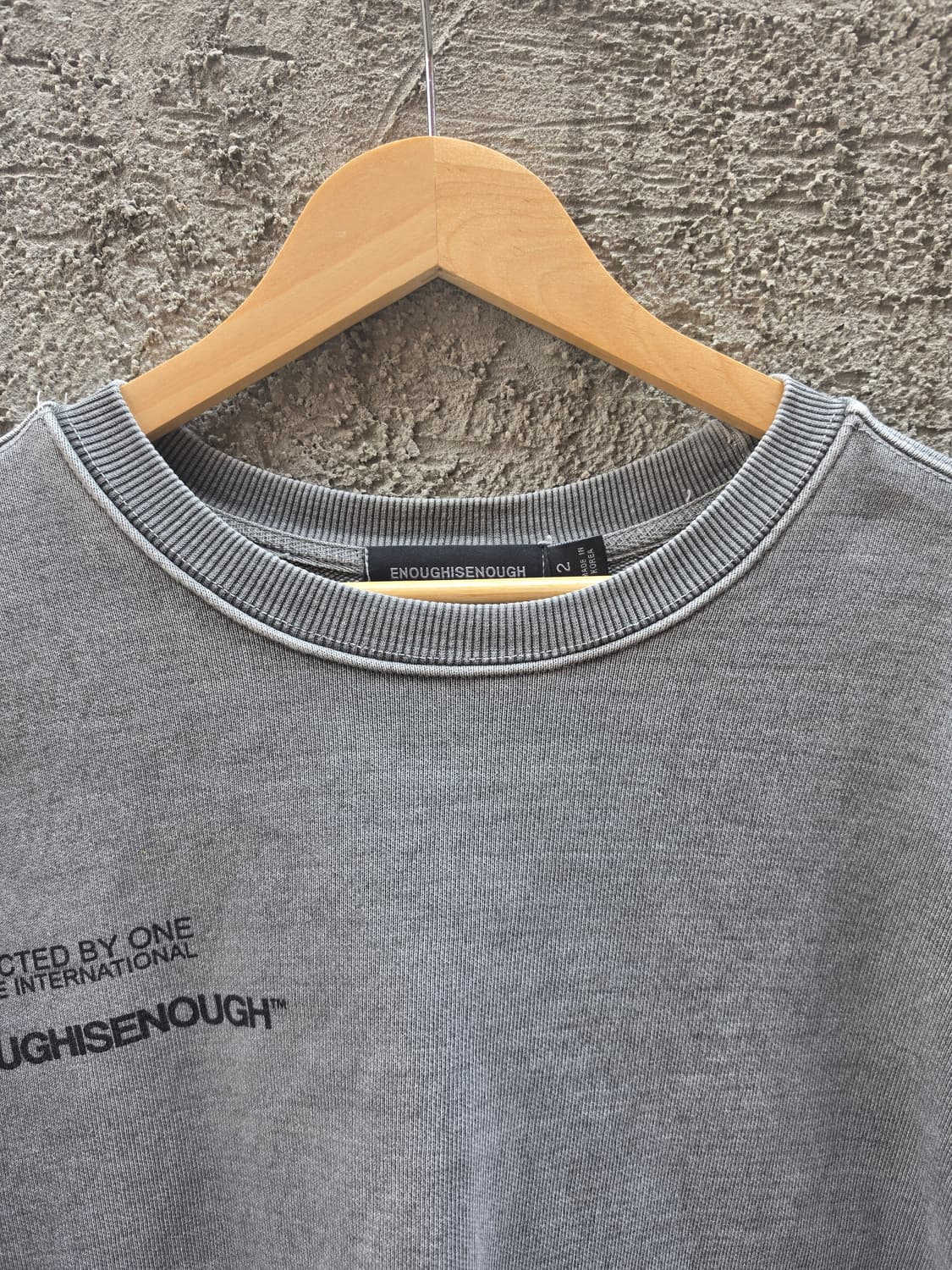 이너프이즈이너프 센터웨빙맨투맨 상품이미지9