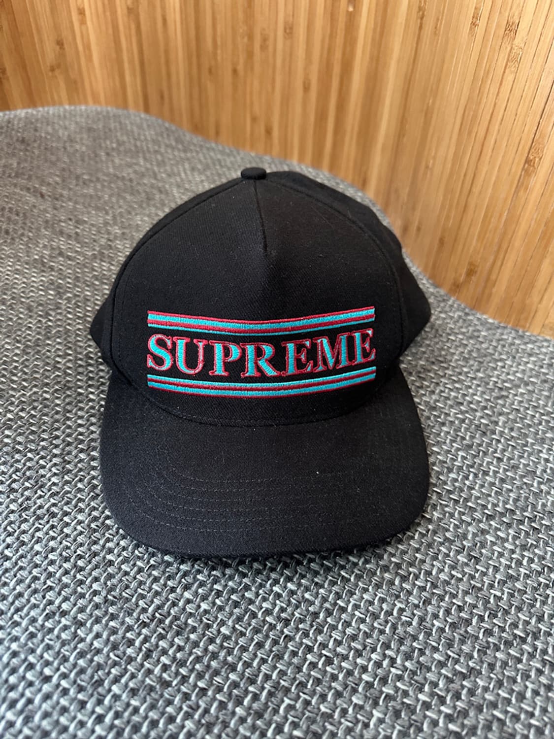 슈프림 로고 캡 상품이미지1