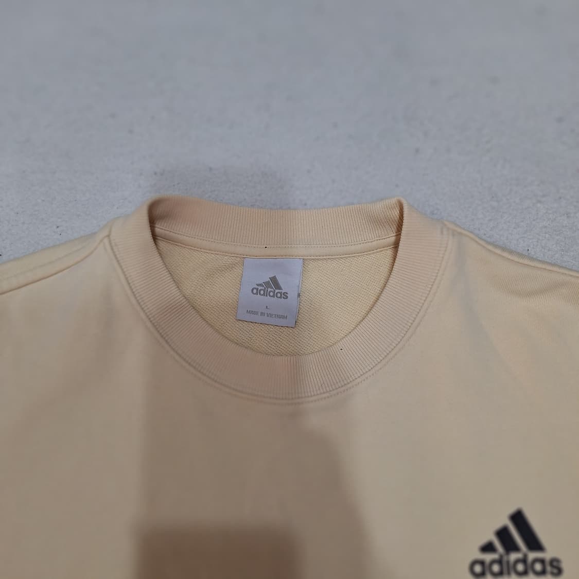 아디다스  맨투맨L 상품이미지2