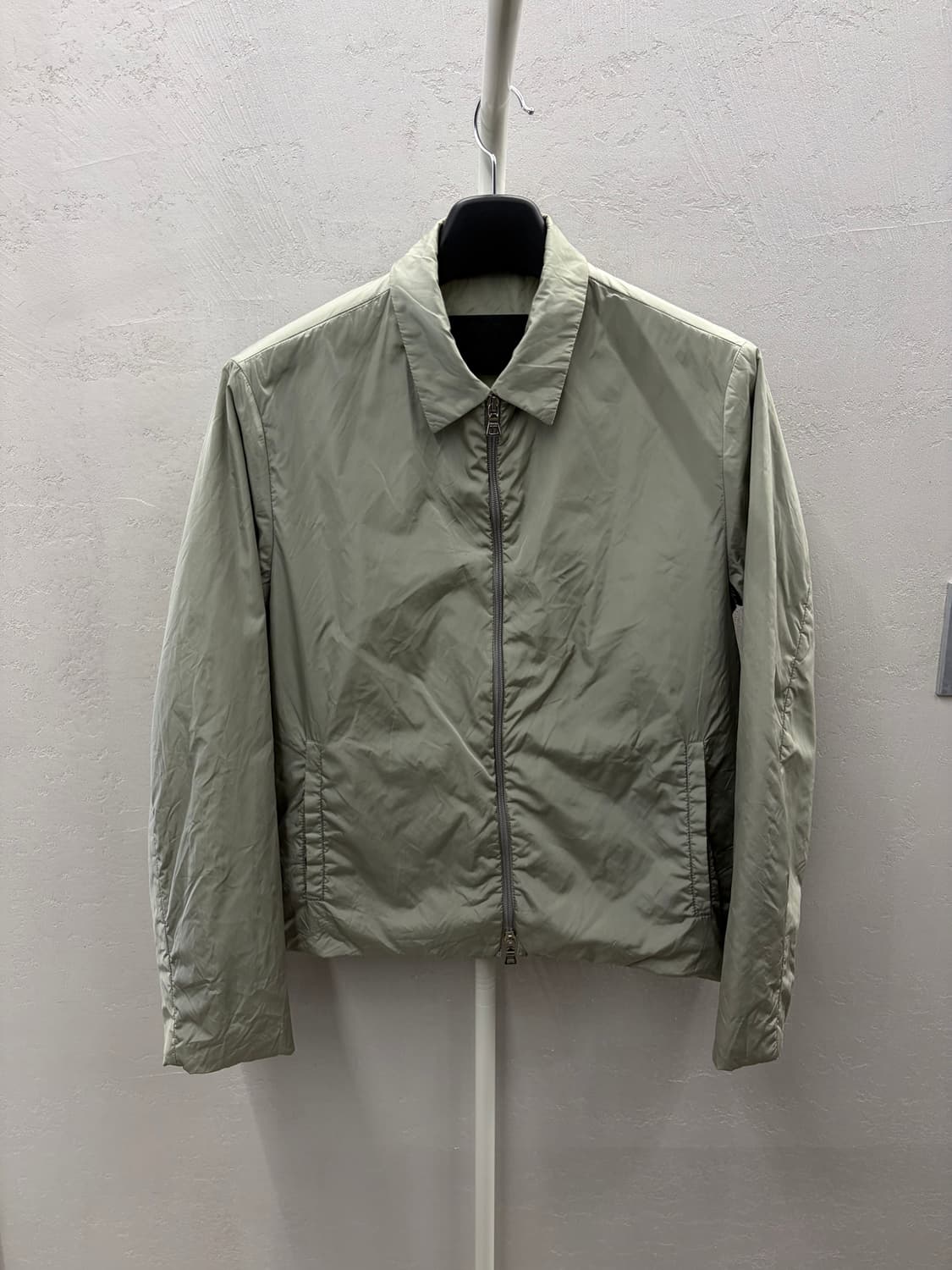 정품 프라다 민트색 남성용 봄버 자켓 M 상품이미지2