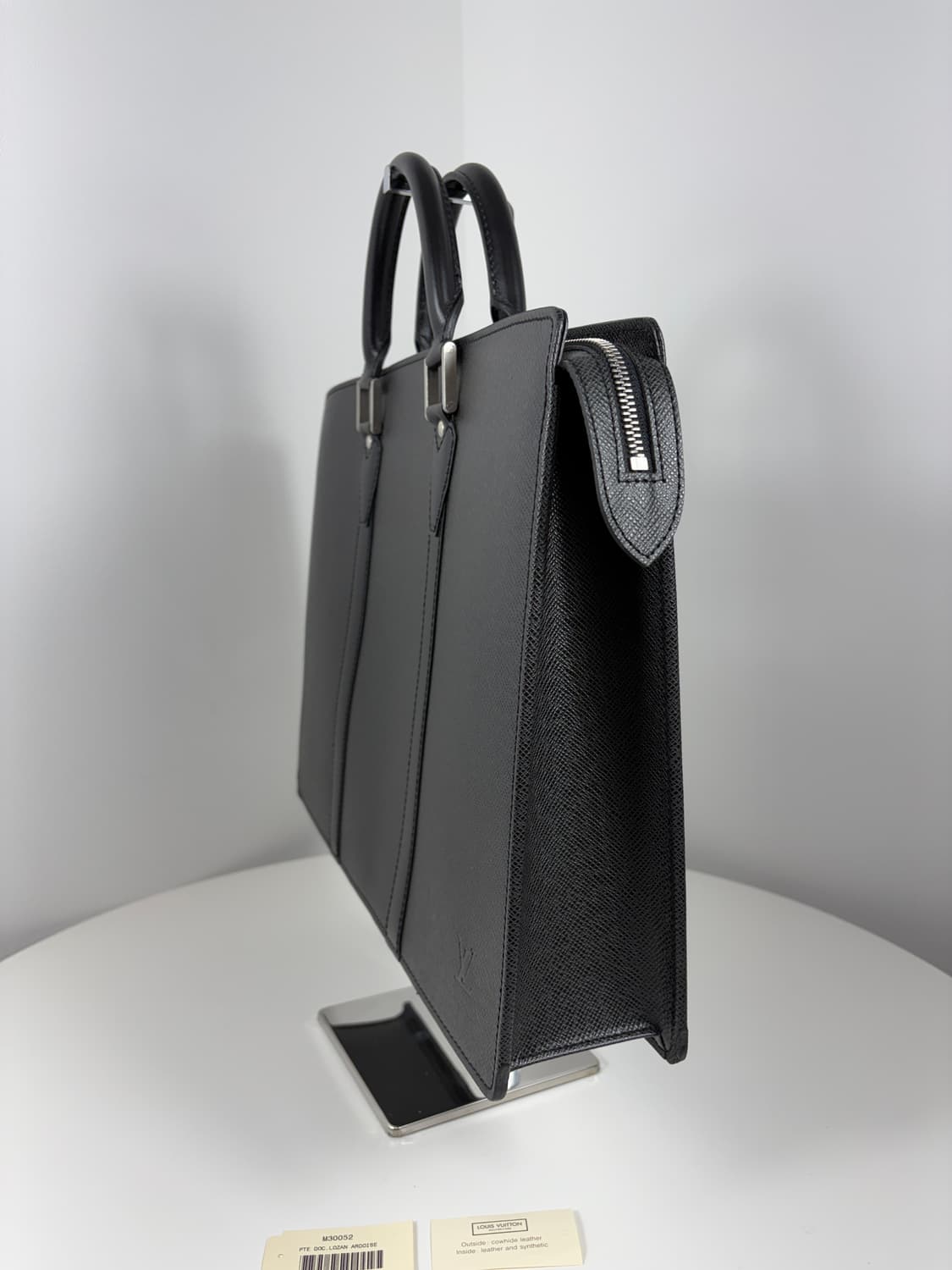 루이비통 M30052 타이가 로잔 서류가방 상품이미지3