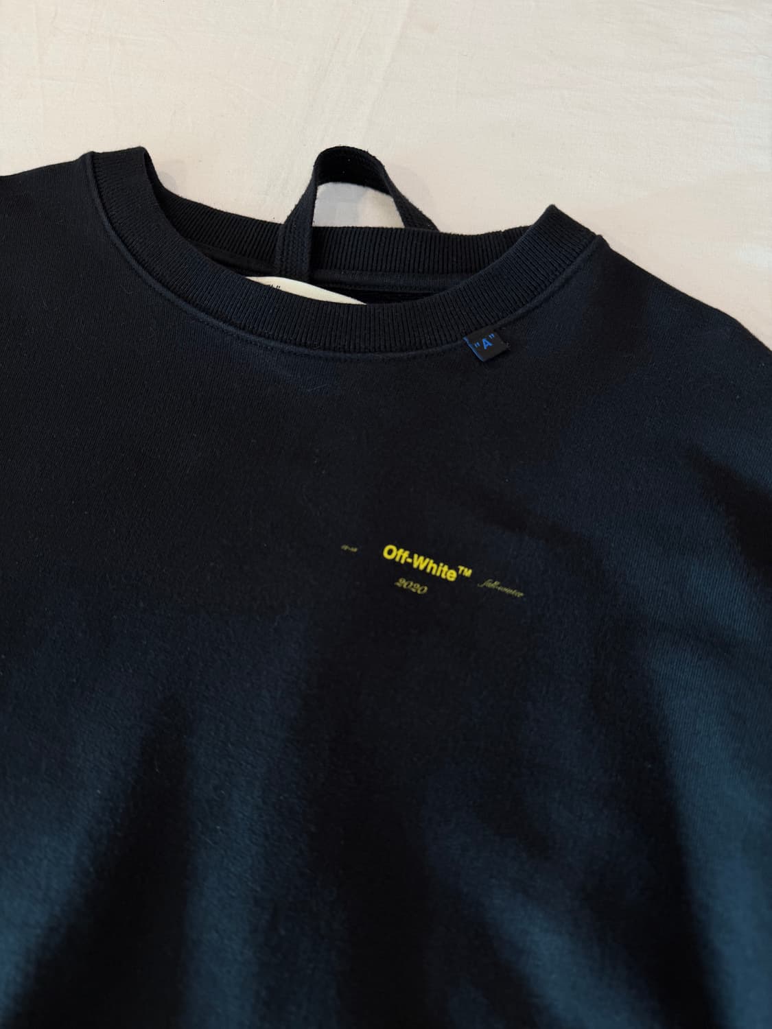 새상품급 오프화이트 애로우 맨투맨 스웻셔츠 옐로우 상품이미지4