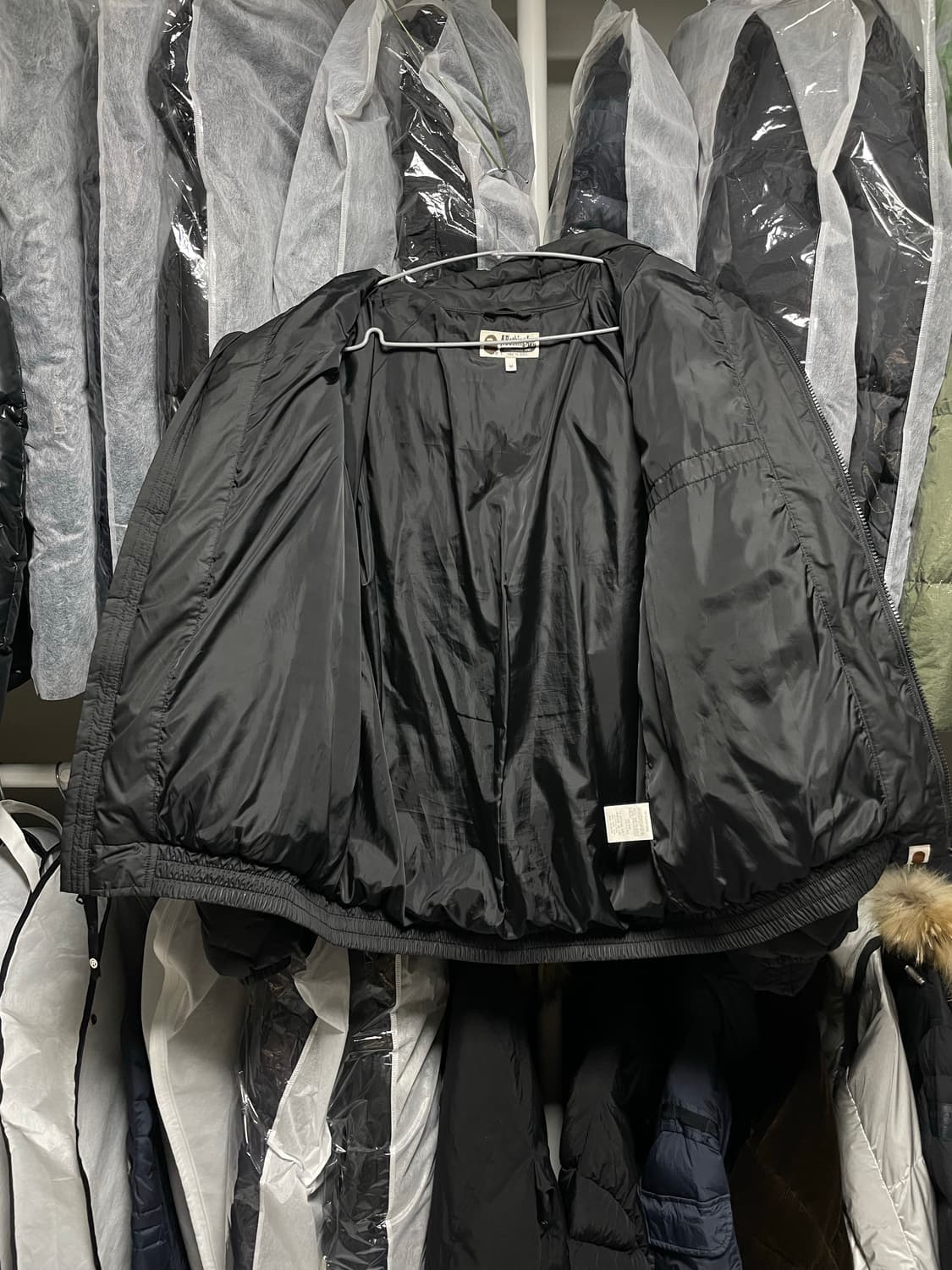 [M사이즈] 베이프 원 포인트 푸퍼 패딩 자켓 상품이미지7