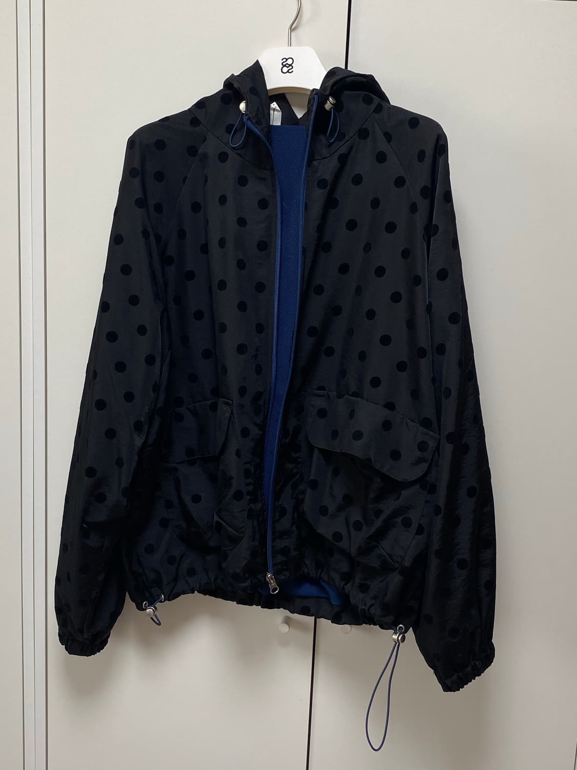 오헤시오 프릴 후드 윈드브레이커 점퍼  상품이미지1