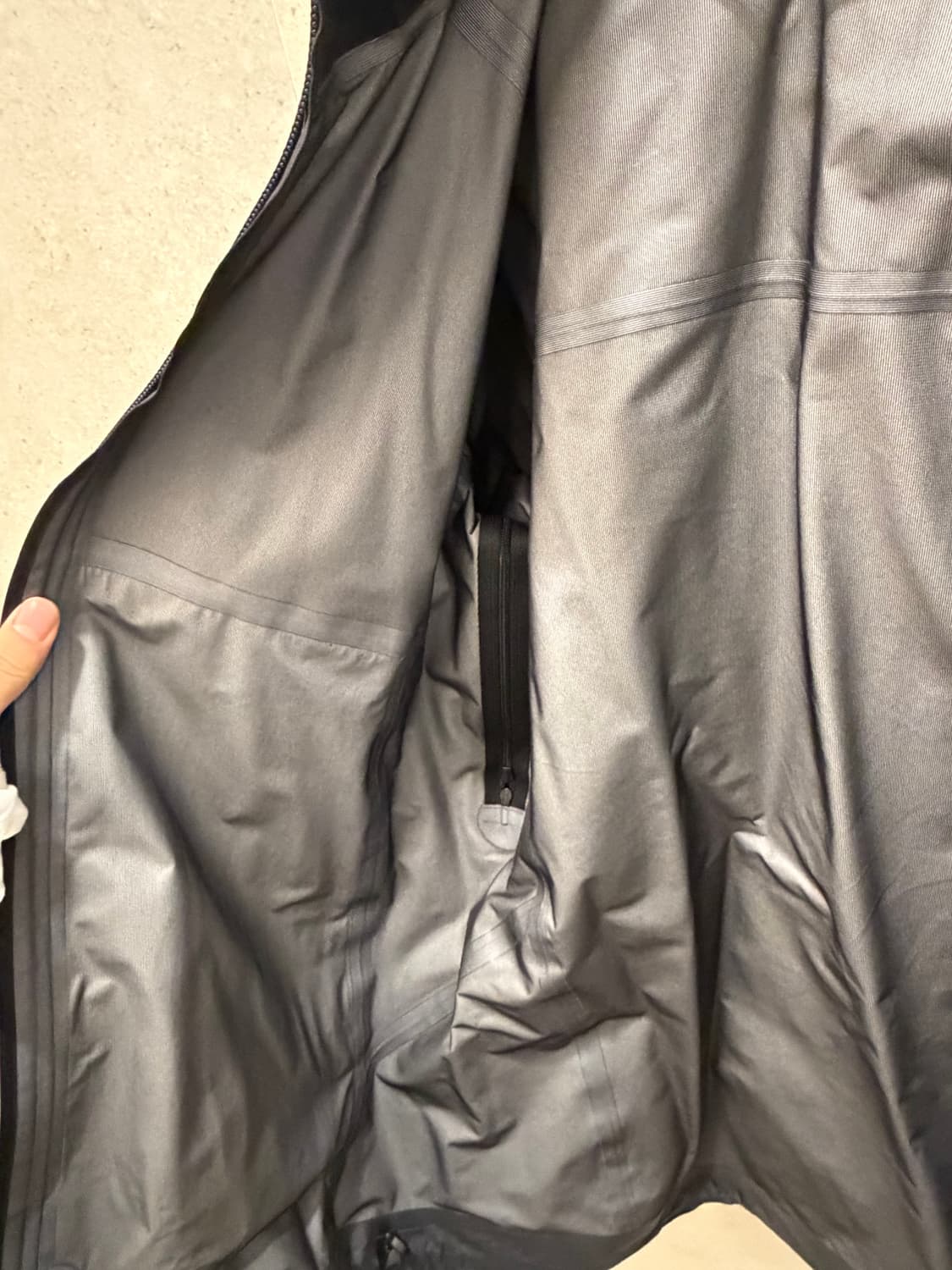 아크테릭스 베타 LT 자켓 블랙 상품이미지5