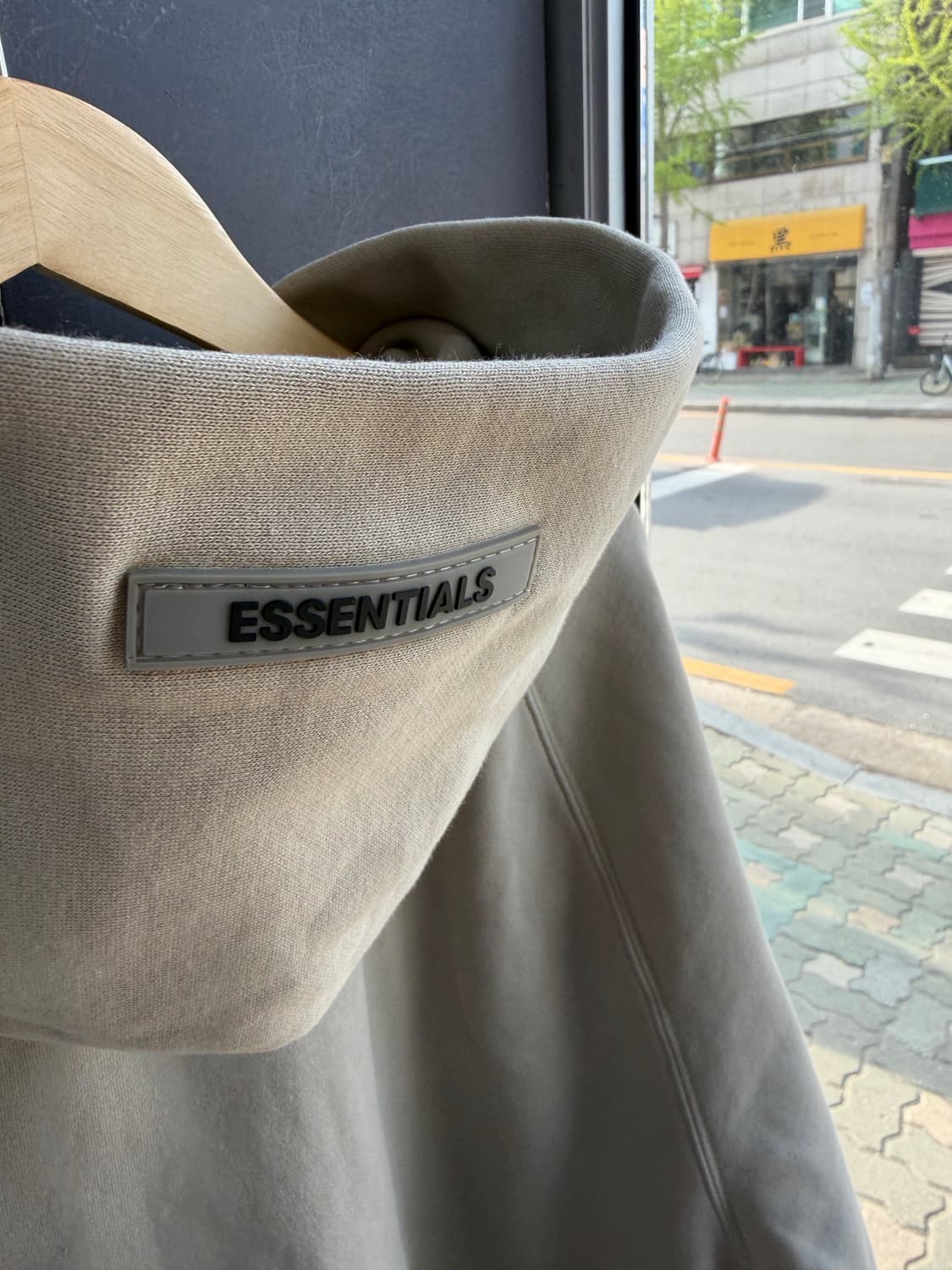 M/ 피어오브갓 에센셜 프론트로고 기모 후드티 상품이미지7