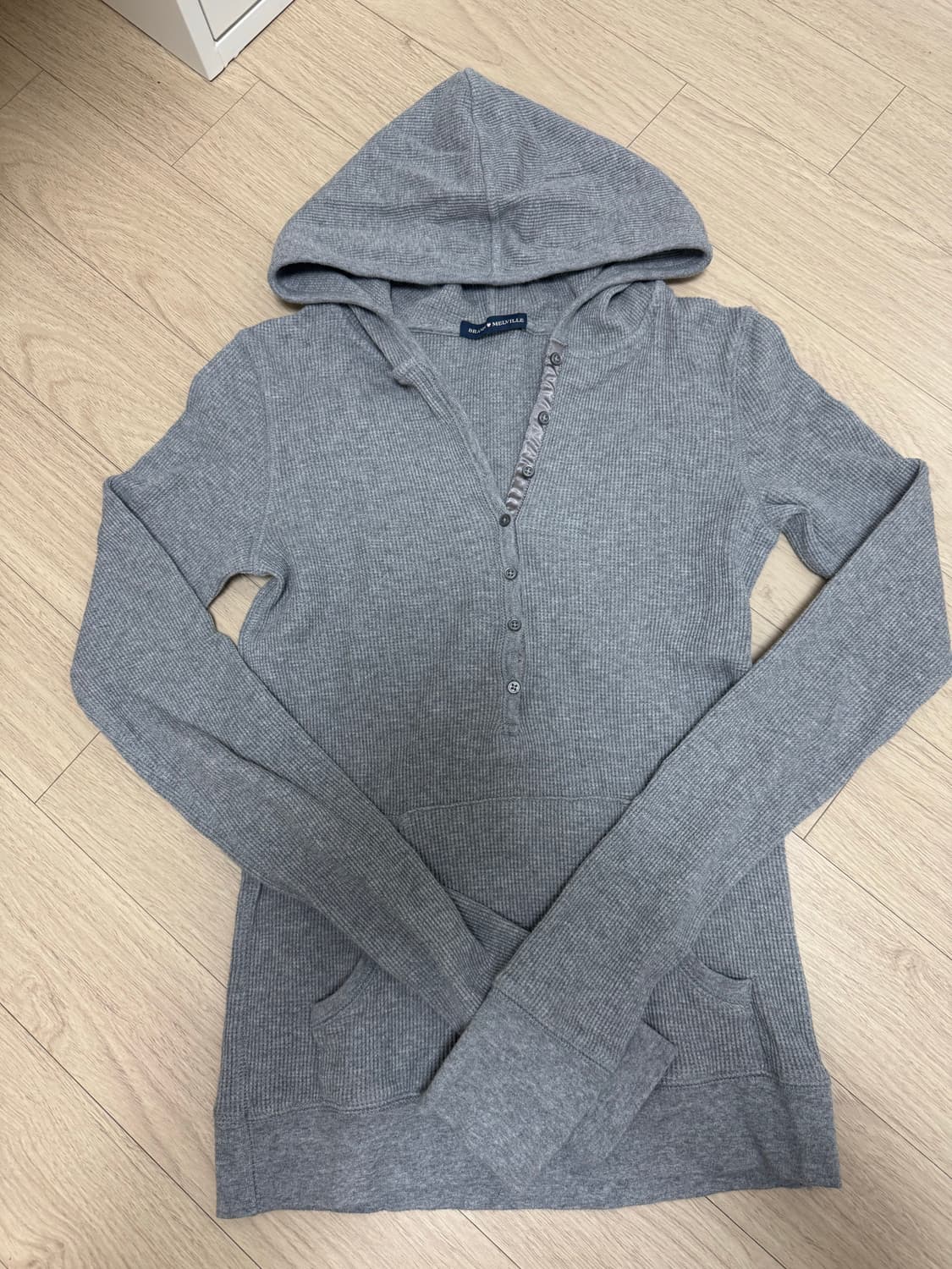 브랜디멜빌 후드 버튼 롱슬리브 그레이 상품이미지1