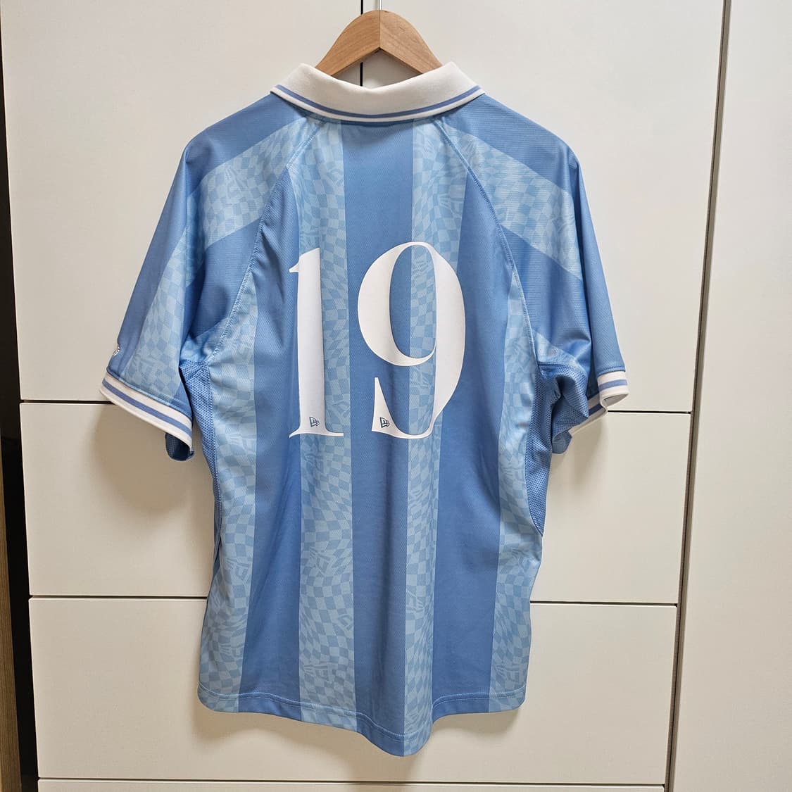 (실착1회) 뉴에라 풋볼 저지 스카이블루 남여공용 M 상품이미지2