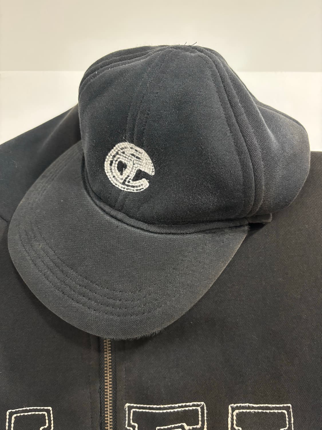 Telfar Logo Zip Hoodie with Cap 상품이미지3