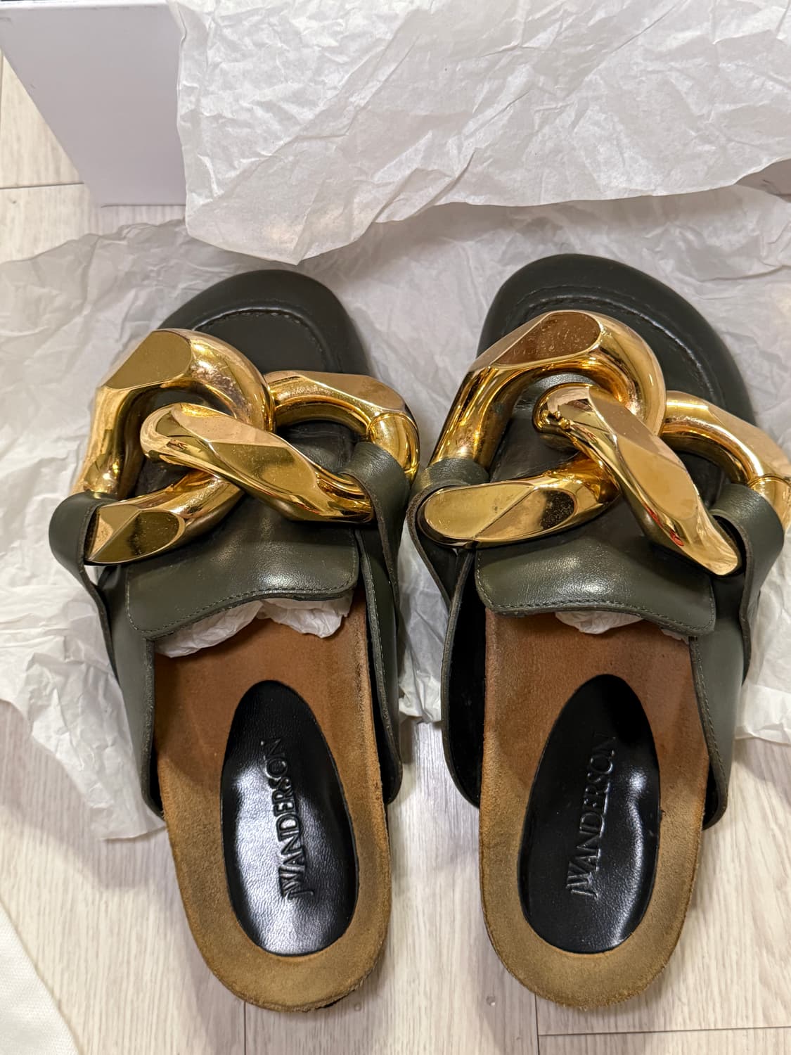 JW 앤더슨 올리브 체인 뮬 36 상품이미지2