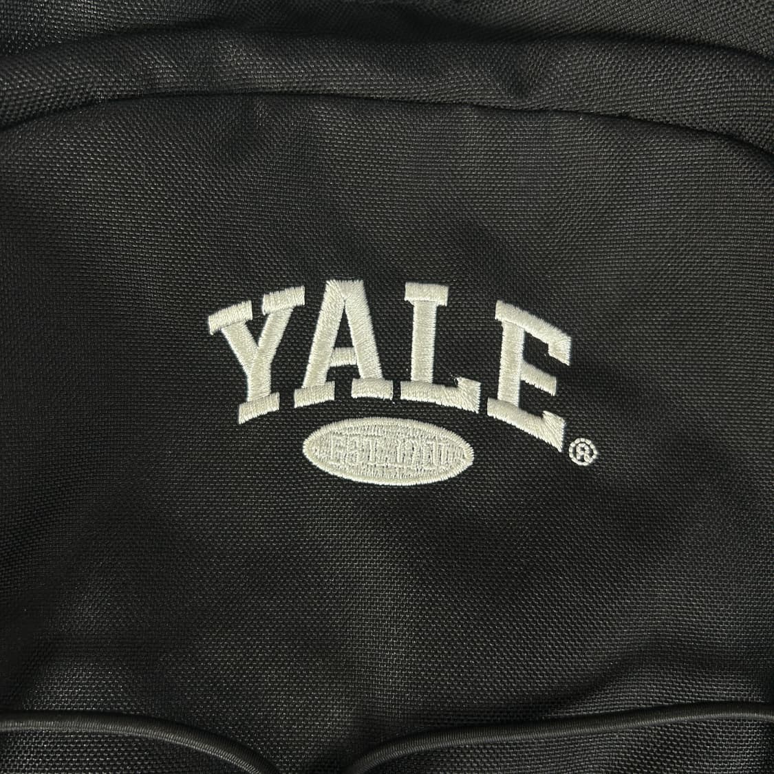 예일 YALE 블랙 백팩 상품이미지2