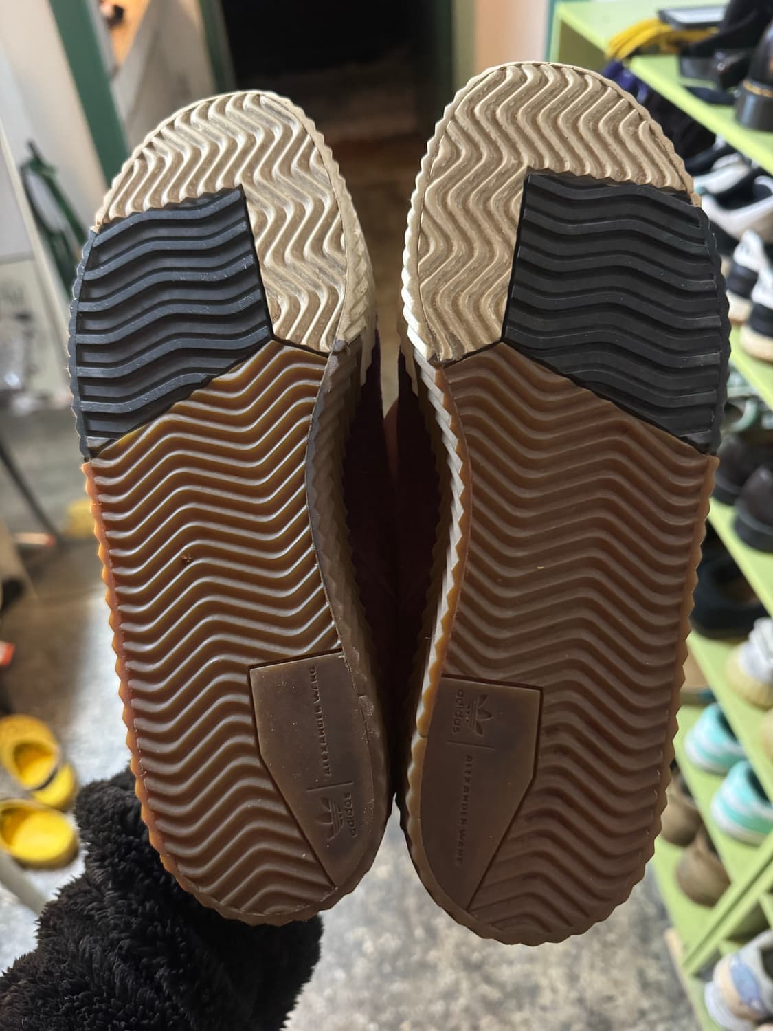 아디다스 알렉산더왕 스케이트 판매 상품이미지4