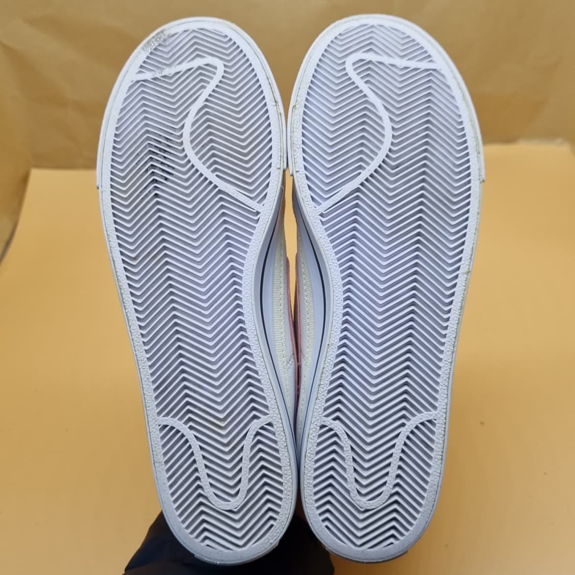 나이키 코트 레거시 스니커즈250 상품이미지3