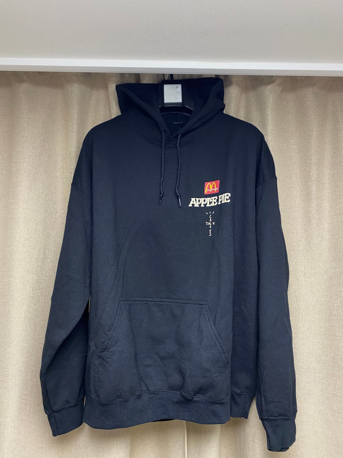 [정품XL] 트레비스 스캇 x 맥도날드 애플파이 후드티 상품이미지2