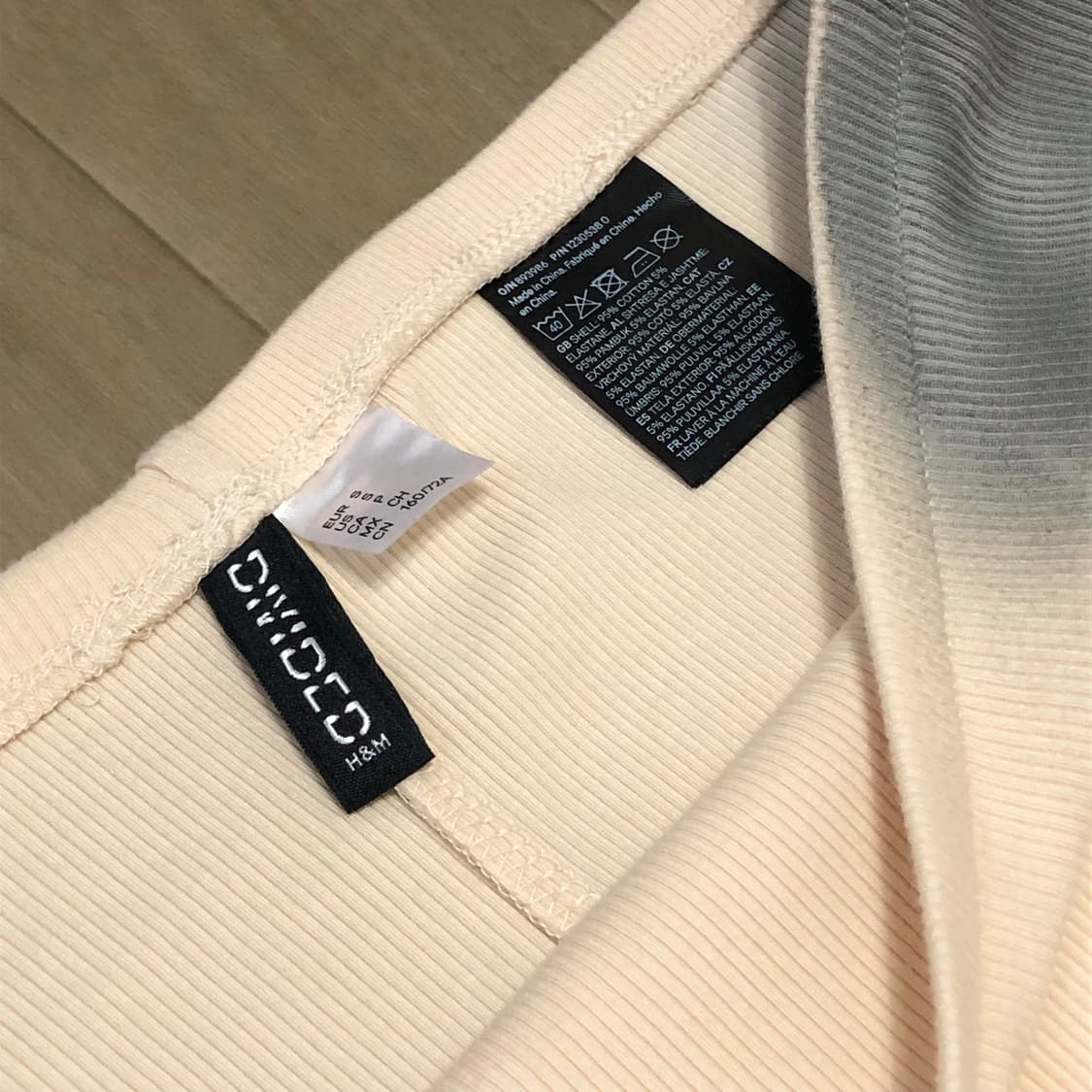 h&m 에이치앤엠 리브드 펜슬 스커트 (새상품) 상품이미지3