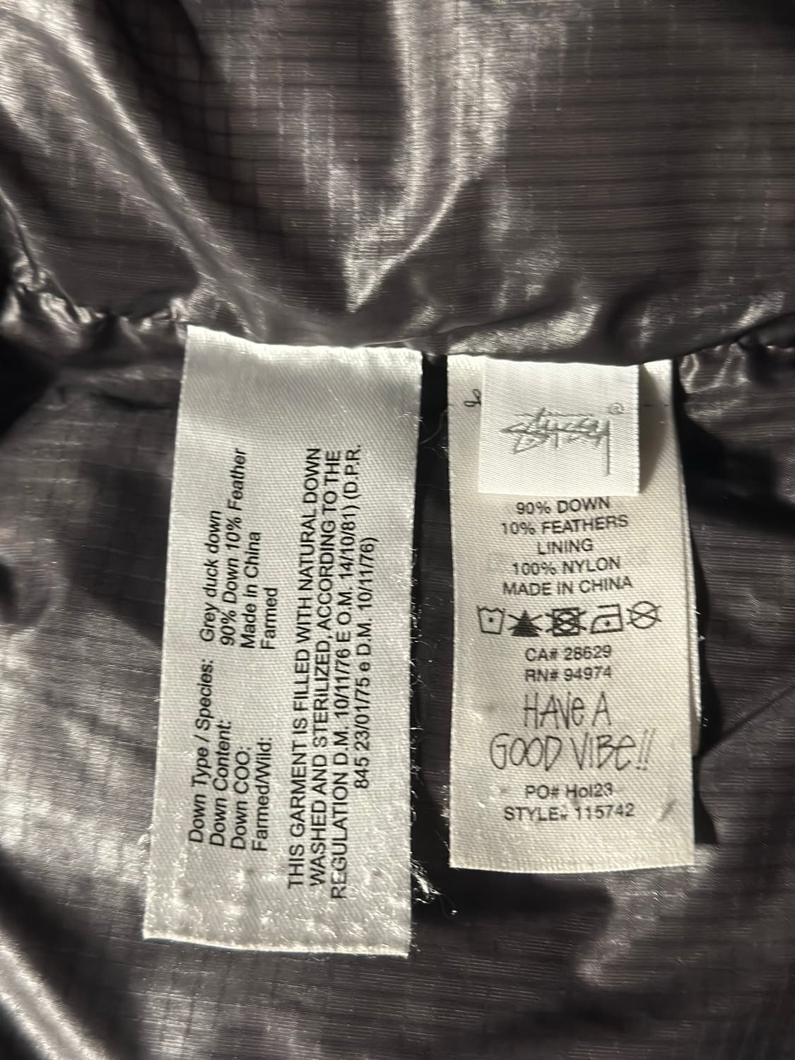 23 스투시 다운 패딩 차콜 M 상품이미지4