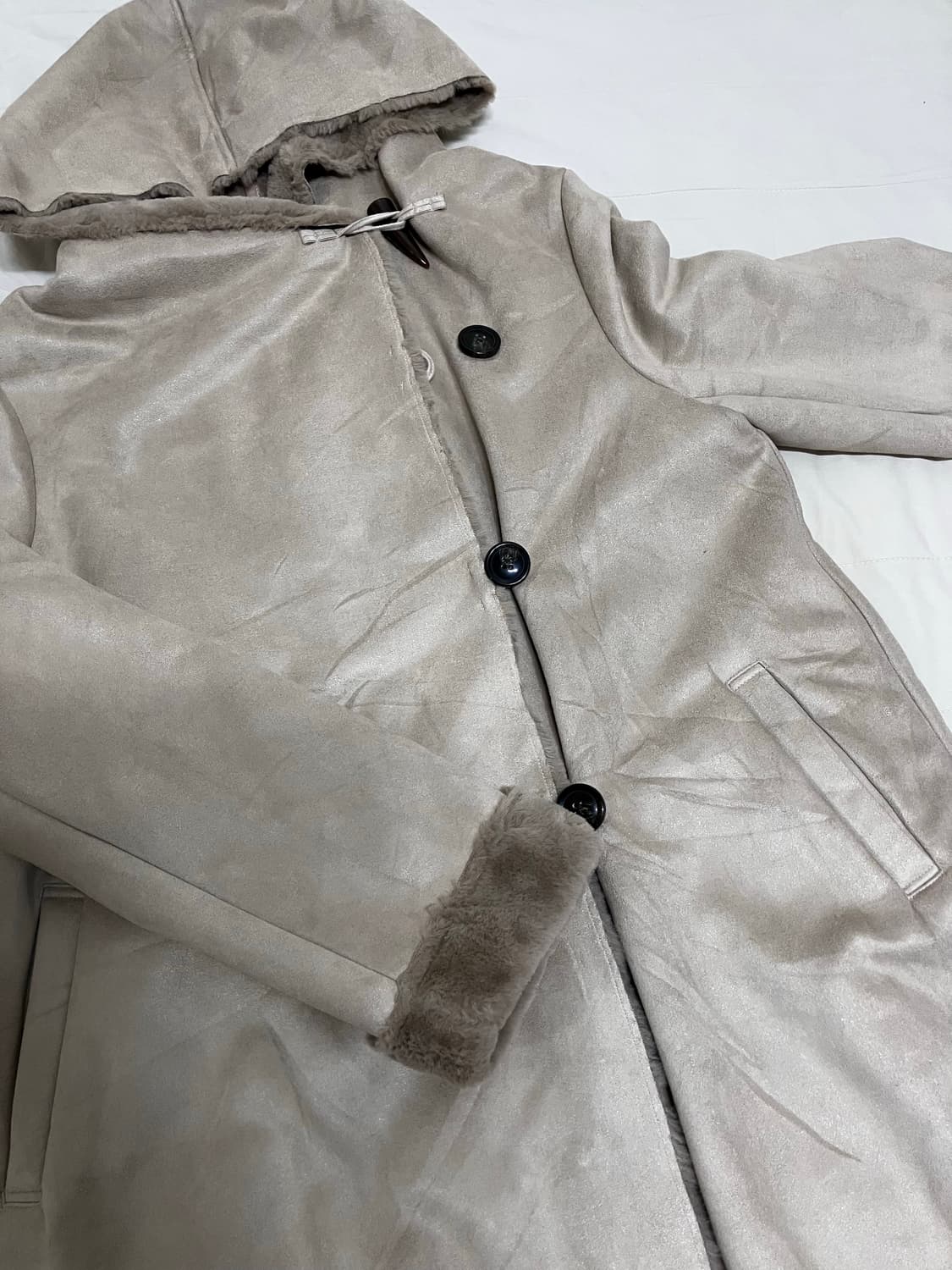 라떼 갸루 떡볶이 무스탕 상품이미지2