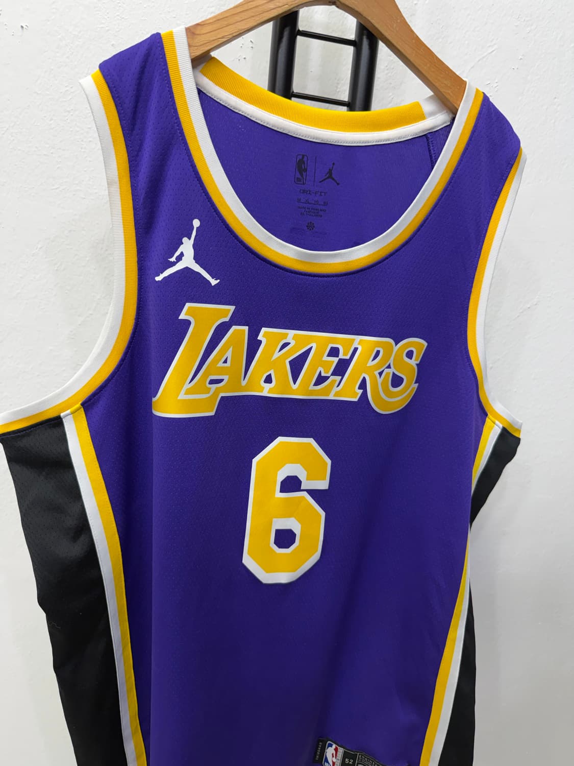 정품) 나이키 조던 LA 레이커스 르브론 제임스 유니폼 져지 XL 상품이미지2