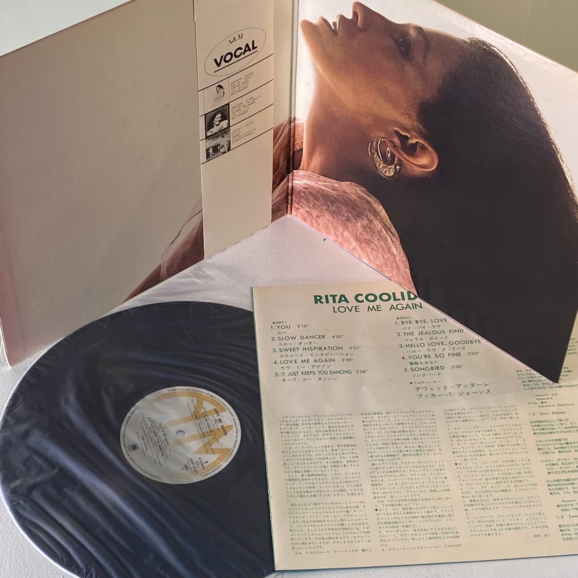 (중고LP-팝록) Rita Coolidge -'Love Me Again 상품이미지3