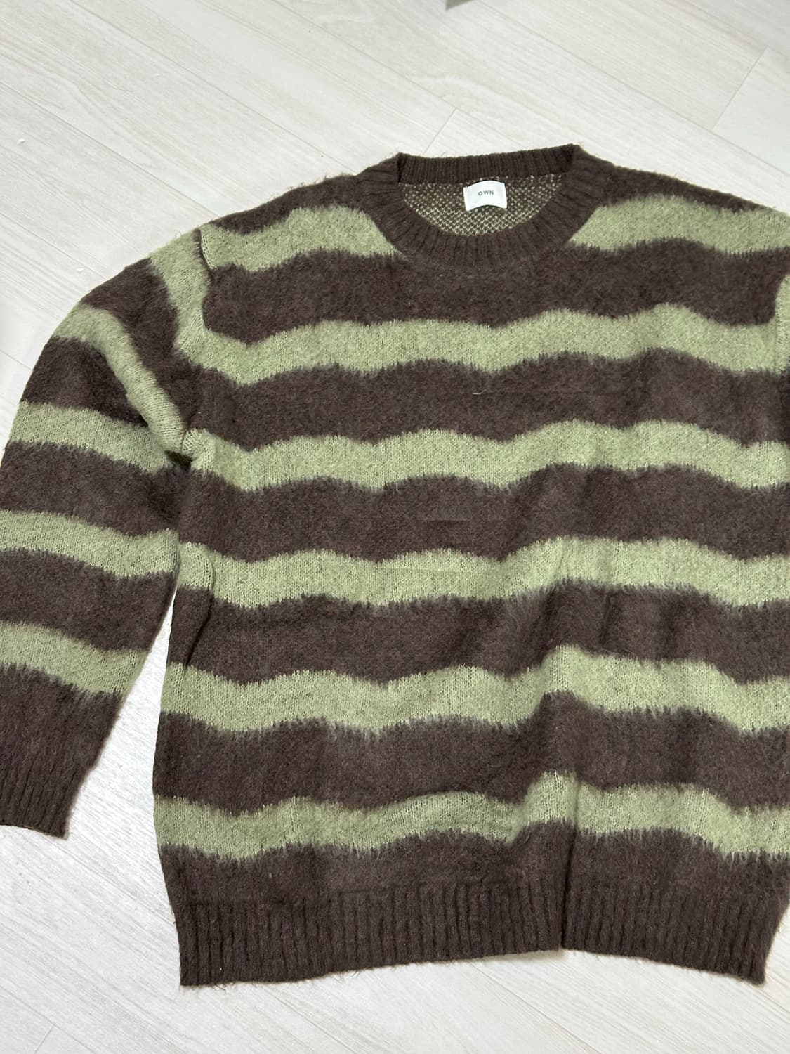 스프라이트 니트 상품이미지1