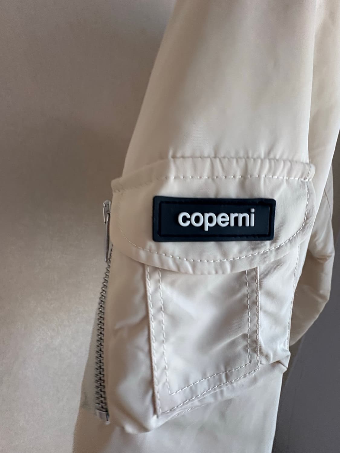 코페르니 coperni 2023 컷아웃 크롭 봄버자켓 상품이미지2