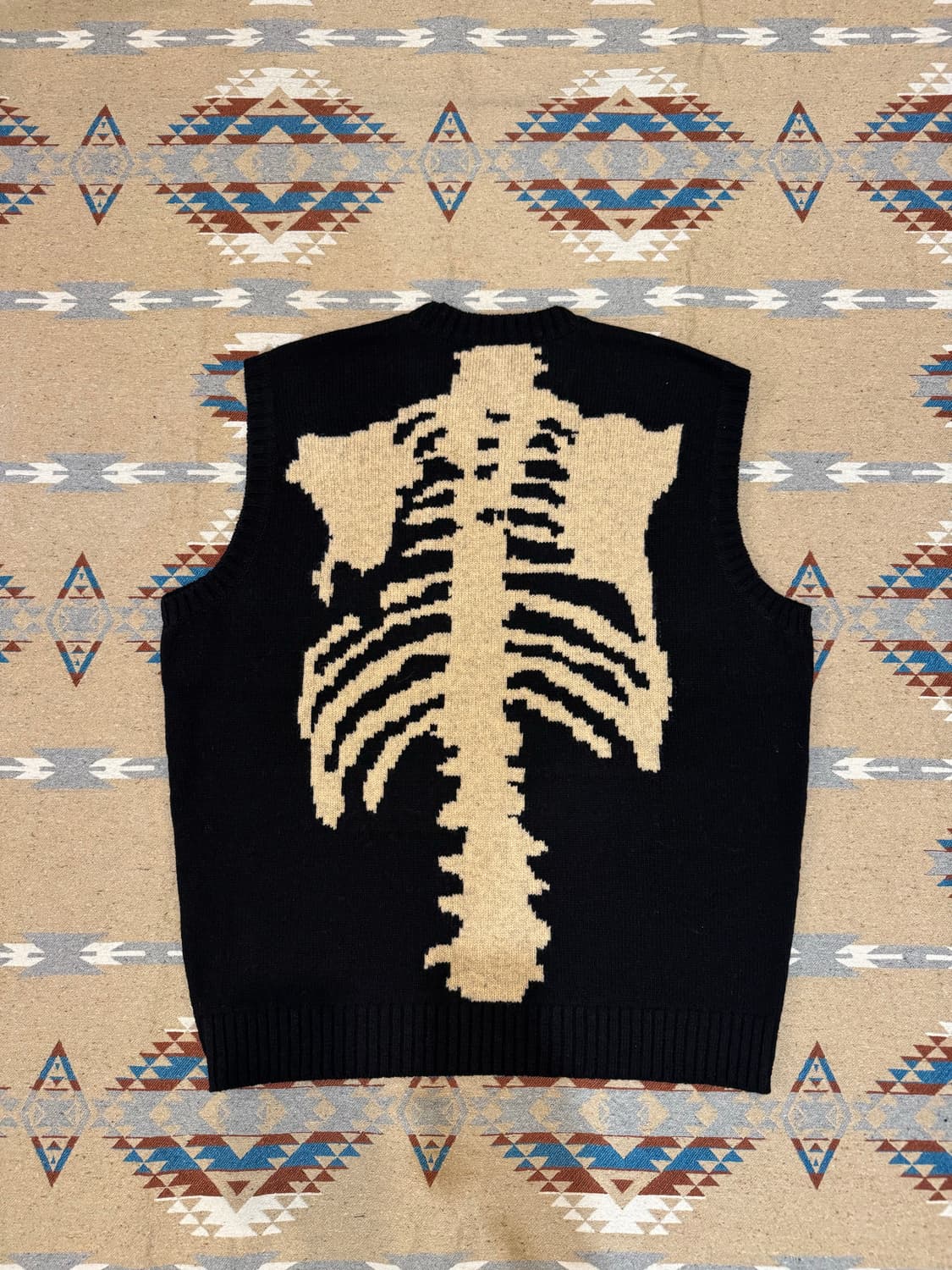 [3] 캐피탈 5G 울 본 베스트 블랙  상품이미지3