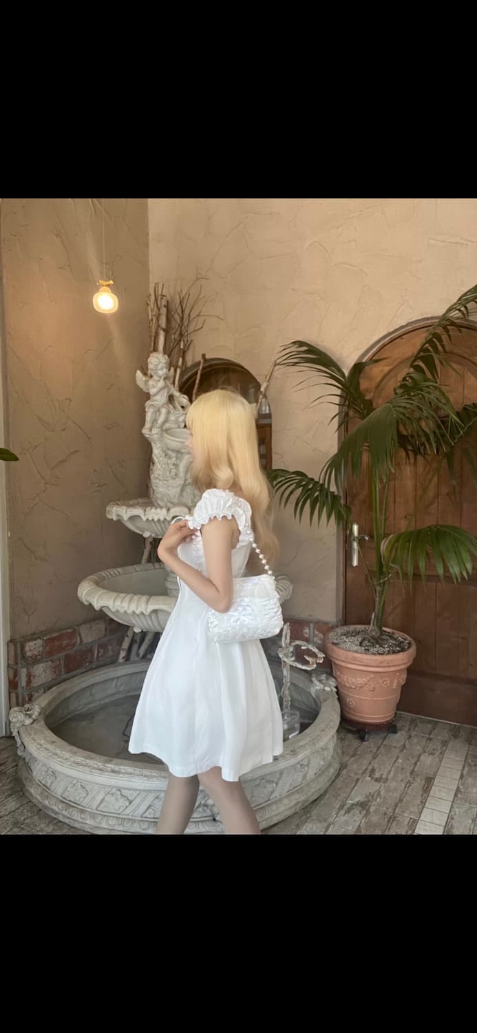 러블리 퍼프 프릴 리본 오픈숄더 원피스 화이트 상품이미지3