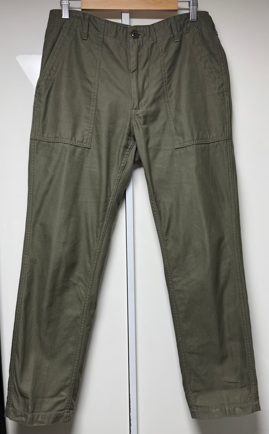 FOB 팩토리 올리브 퍼티그 팬츠 상품이미지1