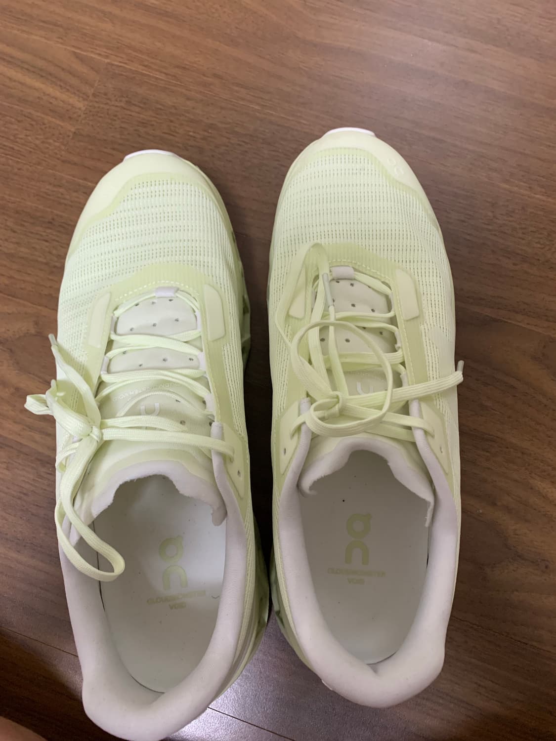 온러닝 클라우드 몬스터 보이드 상품이미지3