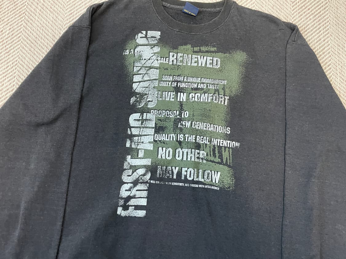 터키데어 피지컬 타이포그래피 프린트 스웻셔츠 J03619 상품이미지2