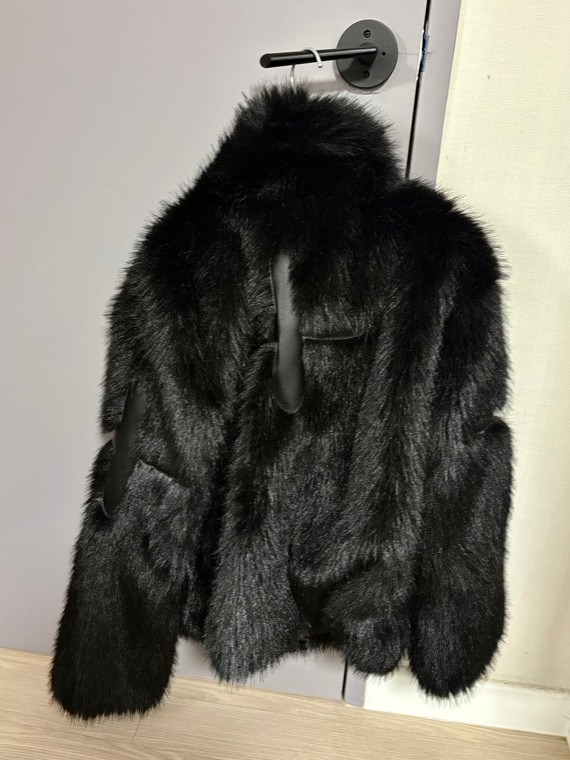 십자가 블랙 퍼  상품이미지1