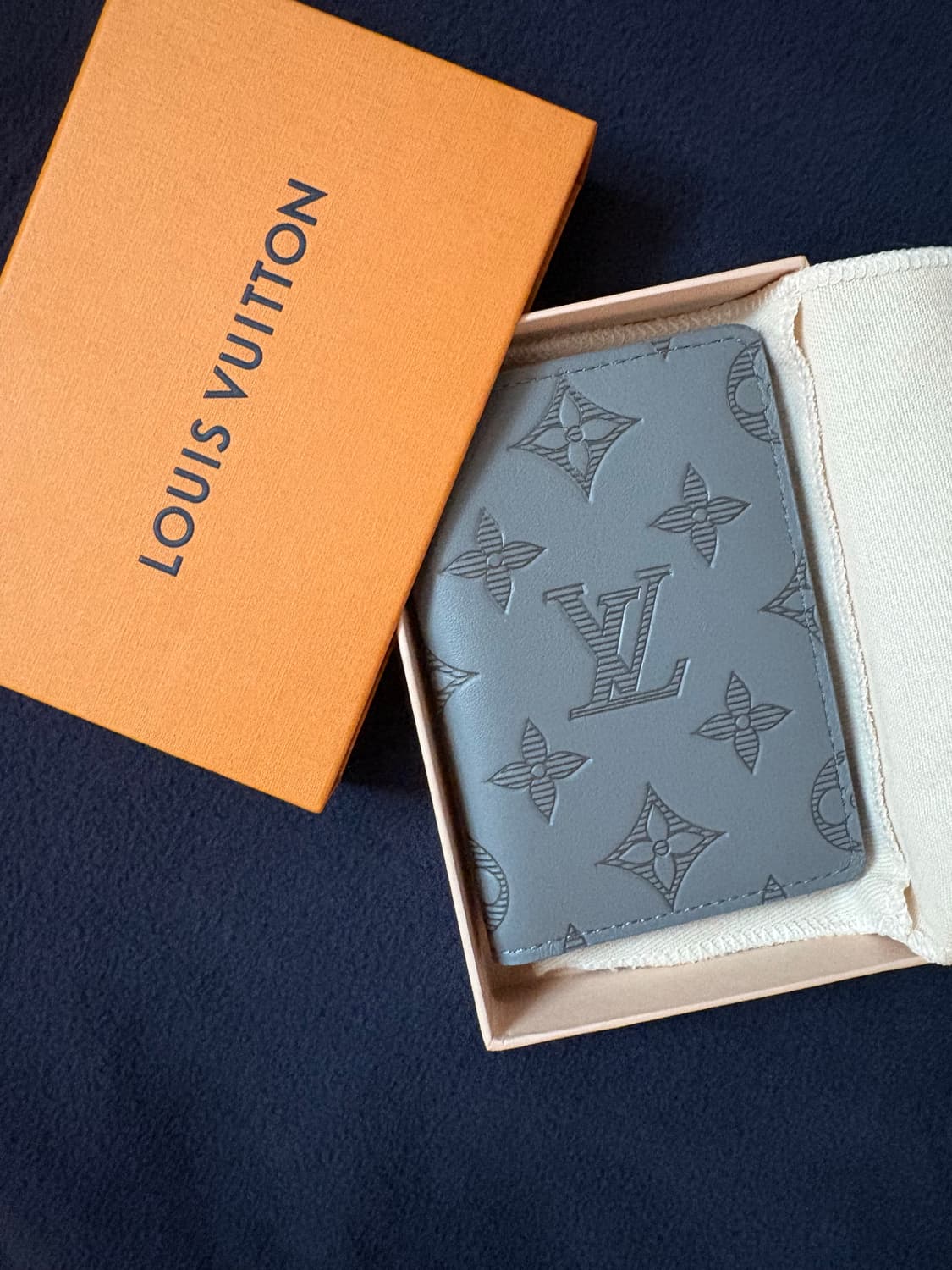 (정품)루이비통 모노그램 쉐도우 포켓 오거나이저 M81382 상품이미지1