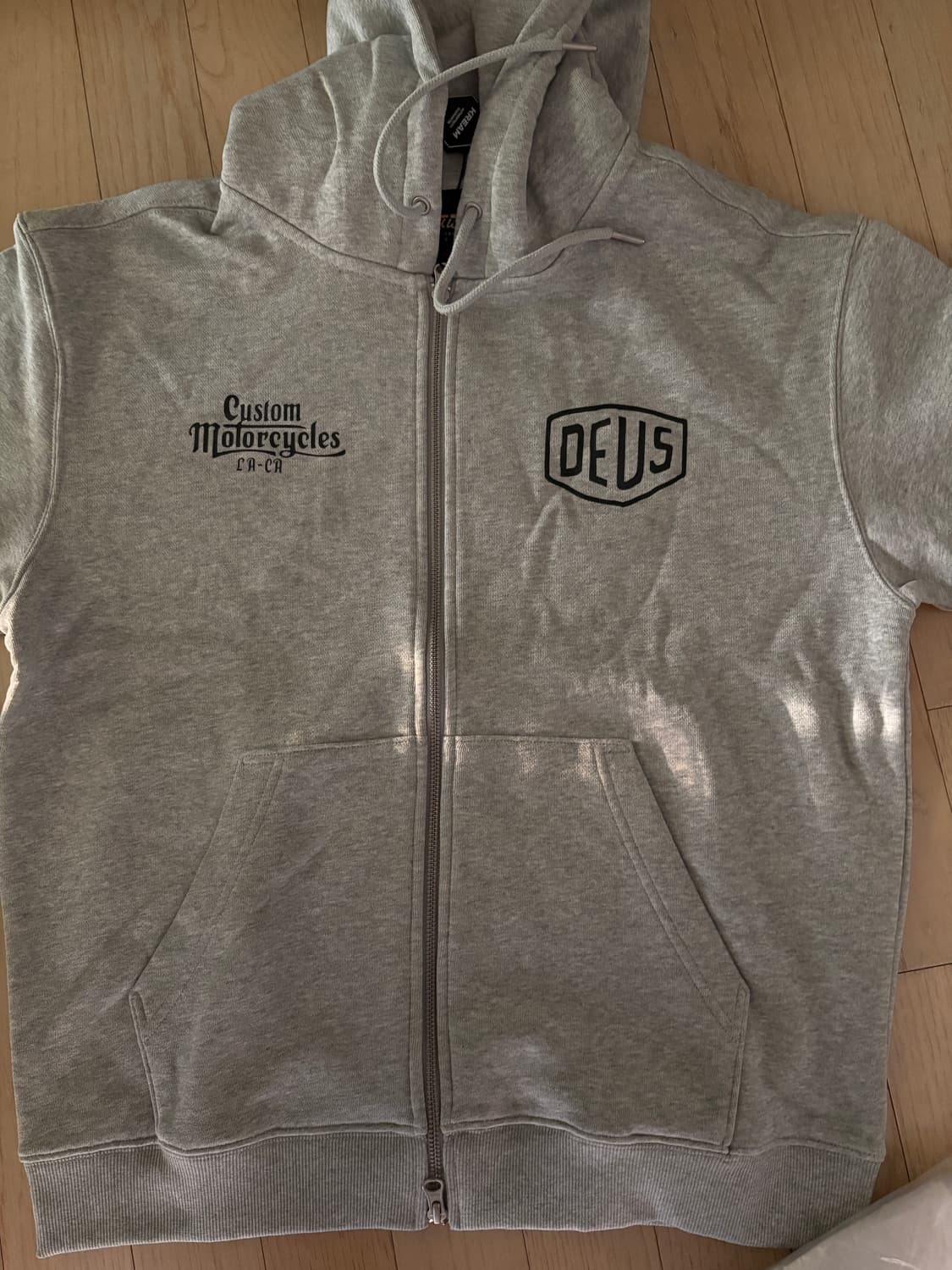 데우스 엑스 마키나 드리프터 후드 집업 미디움 그레이 상품이미지5