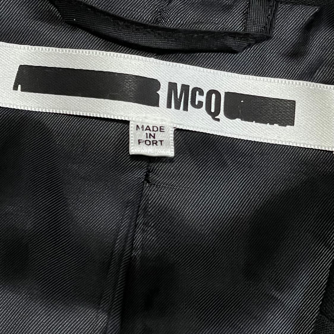 [M] 알렉산더맥퀸 MCQ 블랙 사이드디테일 투버튼 블레이져 상품이미지3