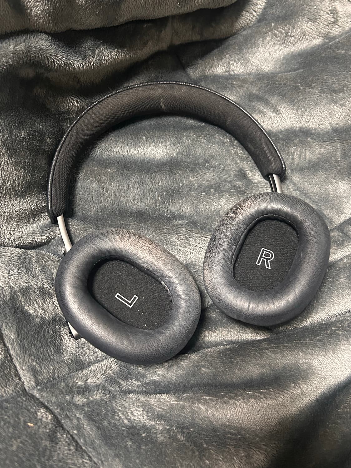 뱅앤올룹슨 베오플레이 h95 상품이미지1