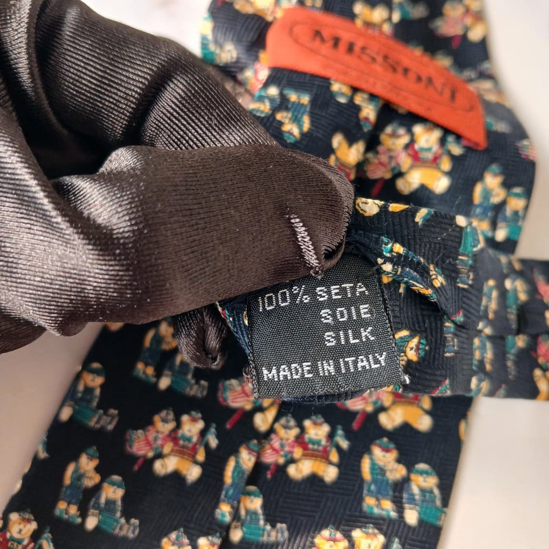 미쏘니 실크 베어 모티브 패턴 넥타이 9.2cm A+~A등급 E749
 상품이미지9