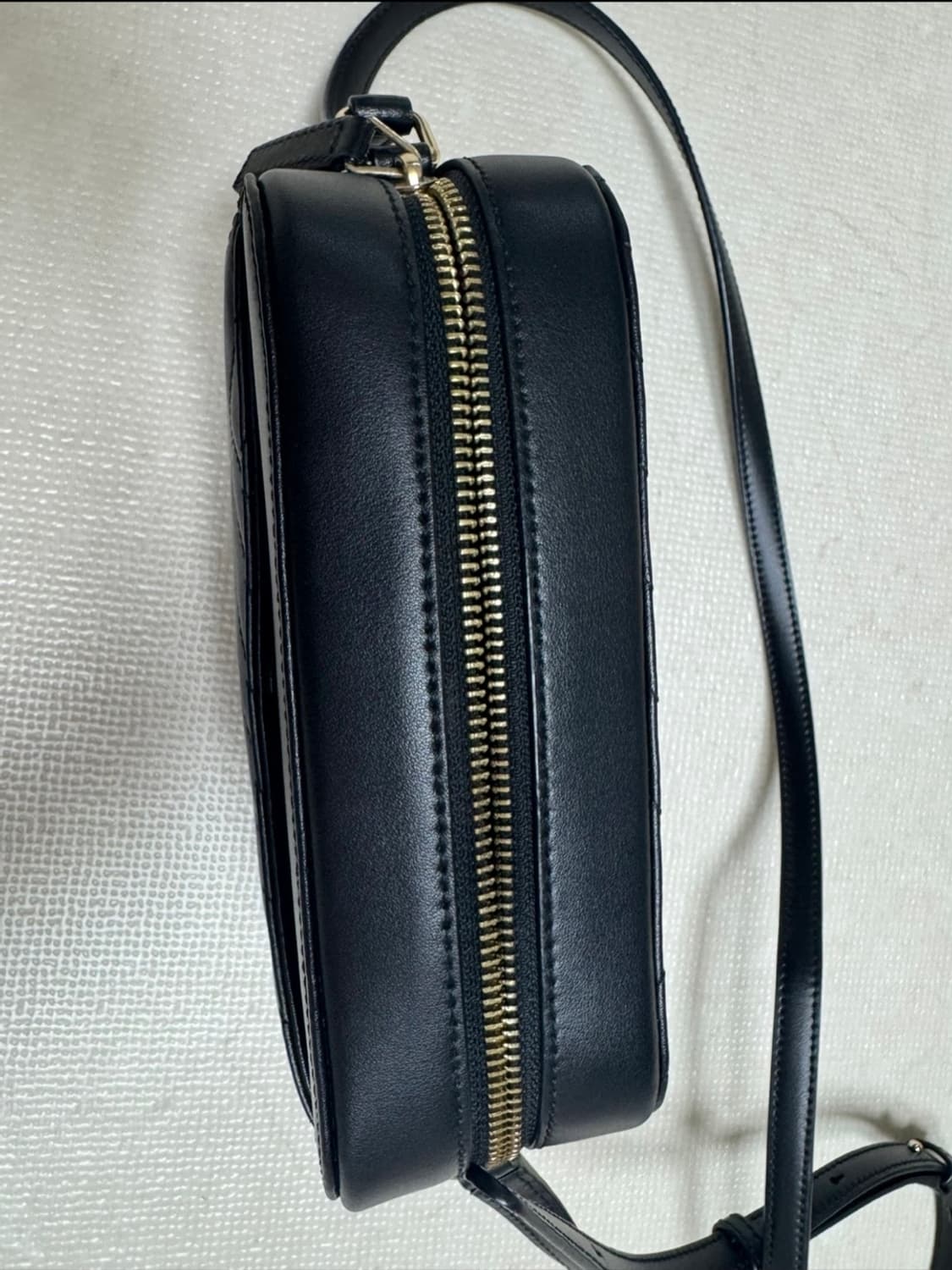 루이까또즈 가죽 크로스백 미니 카메라백 상품이미지6