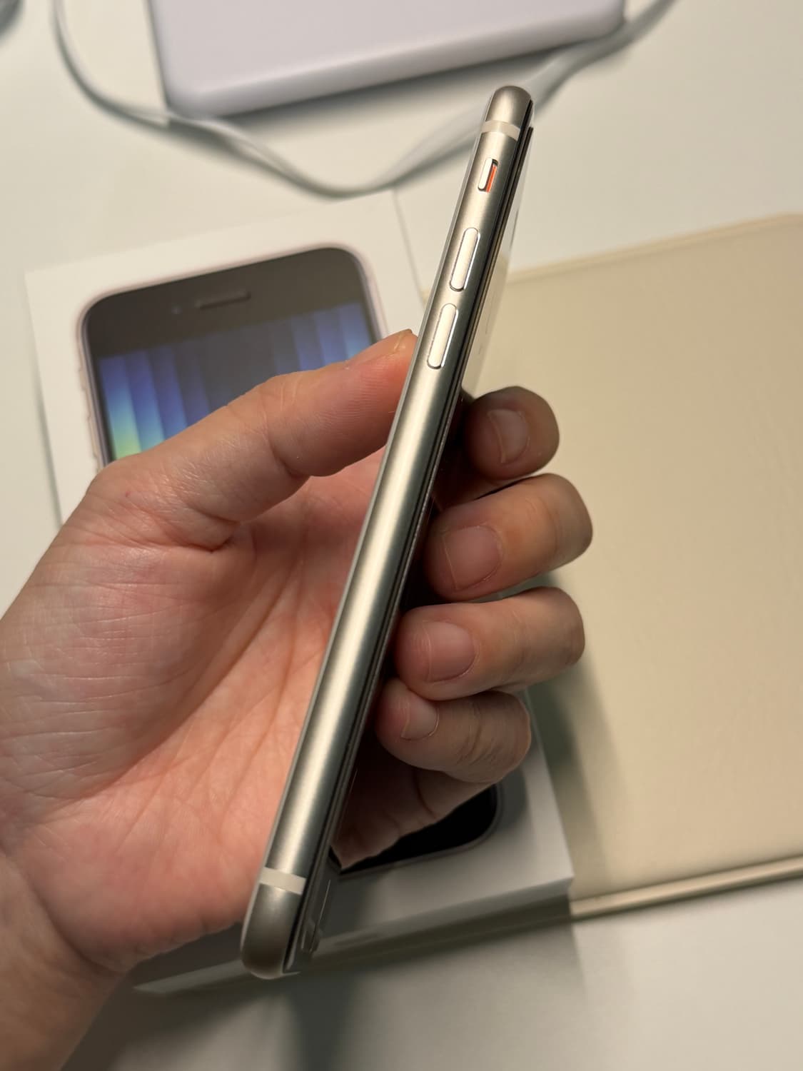 아이폰 SE3 128GB 풀박스 (새것같은상태) 상품이미지3