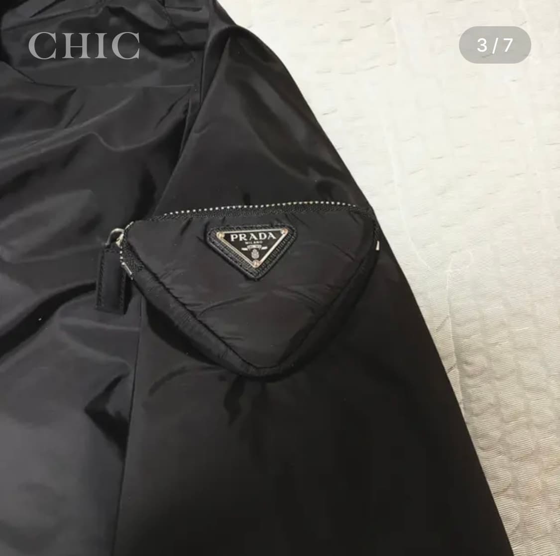 [프라다 리나일론 삼각로고 포켓 바람막이] 상품이미지3