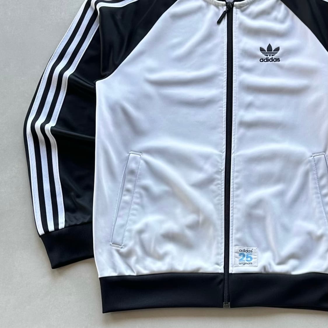 [M]아디다스 니고베어 오레오 트랙탑 져지 상품이미지5