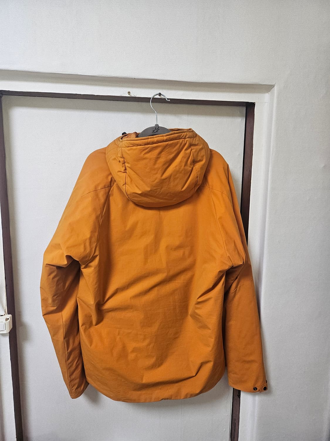 cp컴퍼니 경량패딩 50사이즈(105) 상품이미지3