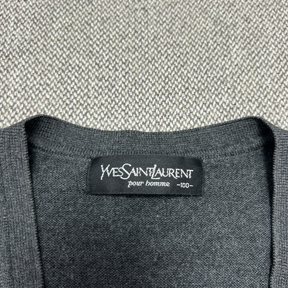 입생로랑 자수로고 패턴 울 니트조끼(100) 상품이미지2