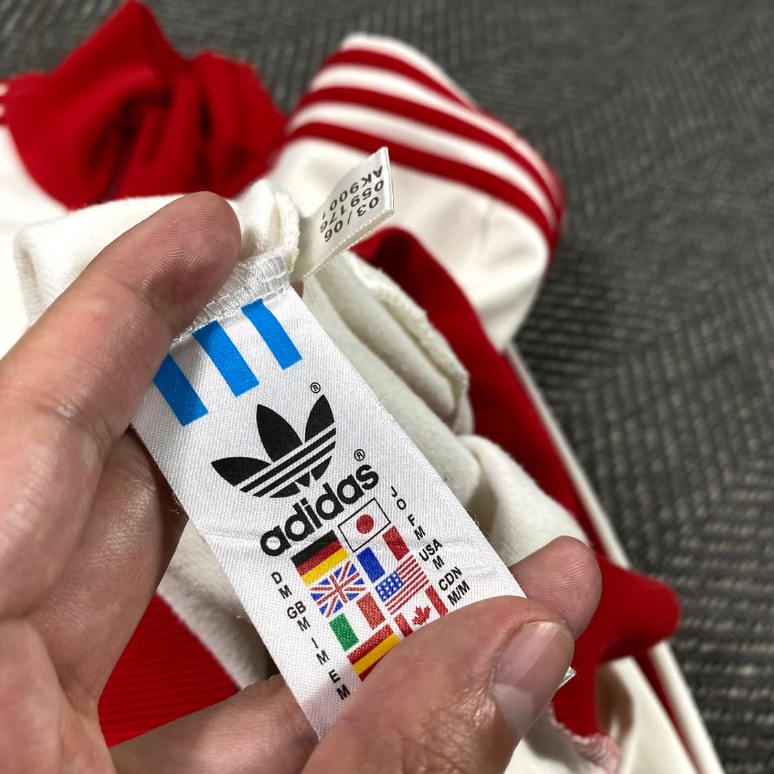 06s 아디다스 파이어버드 도쿄 백 로고 져지 자켓 M 상품이미지4