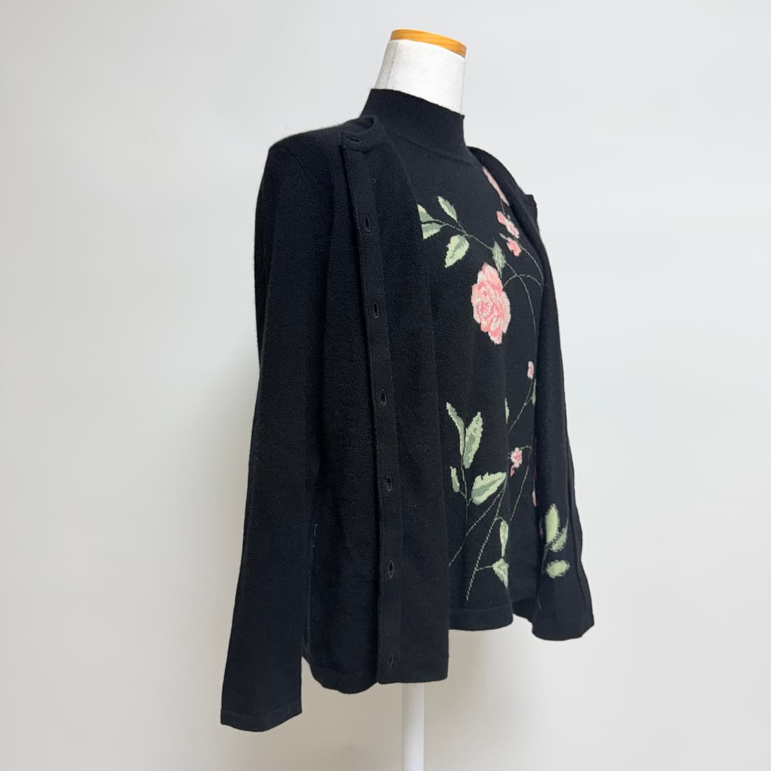[캐시미어 100%] 핑크 로즈 플라워 블랙 가디건 세트 M 상품이미지6