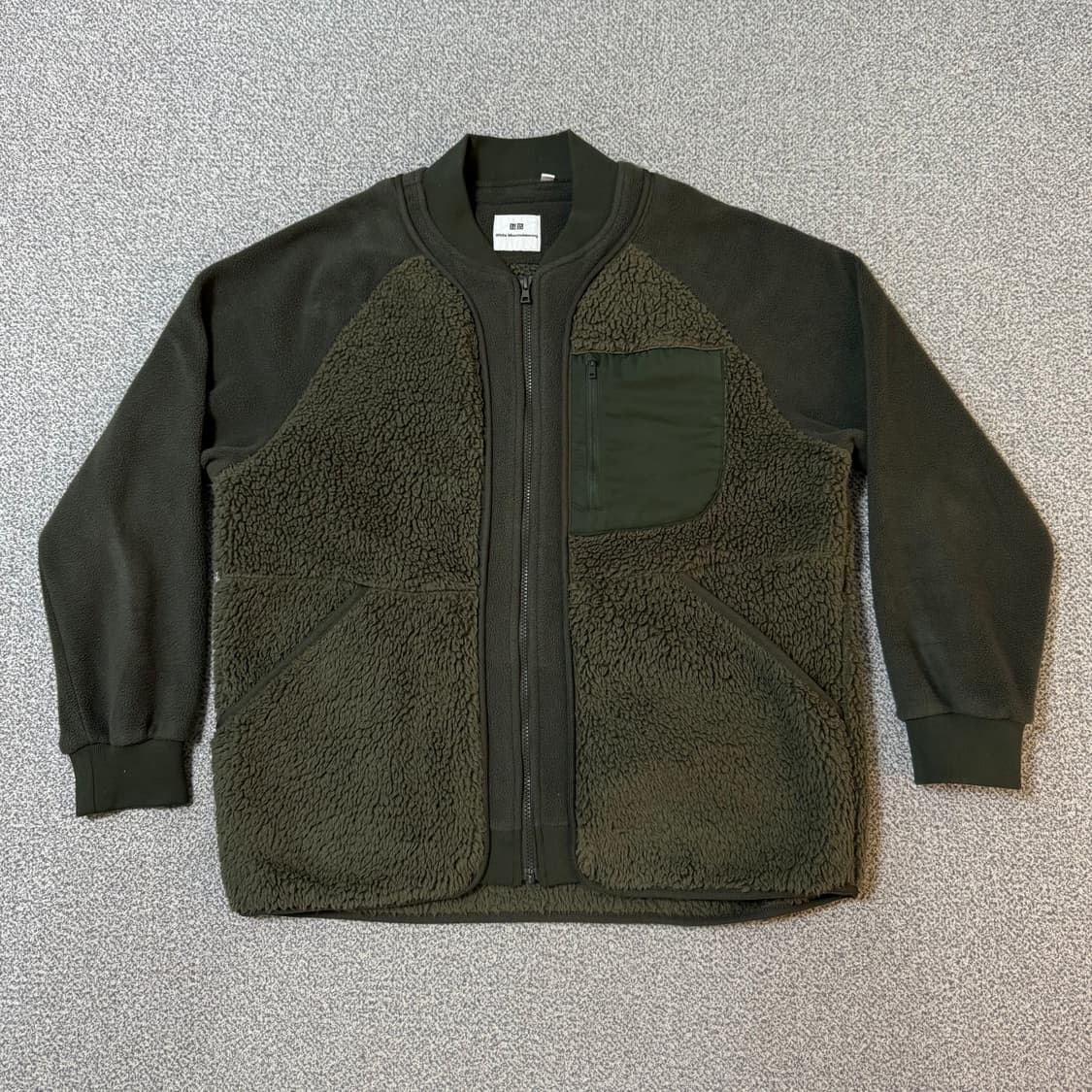 유니클로 x 화이트마운티어링 카키 후리스 자켓 L 상품이미지1