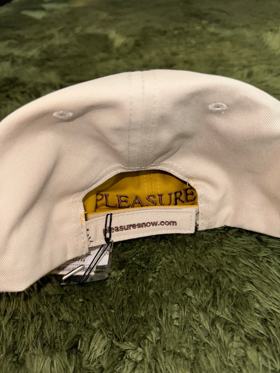 Pleasures 플레져스 리버시블 엠브로더리 로고 캡 머스타드 상품이미지5