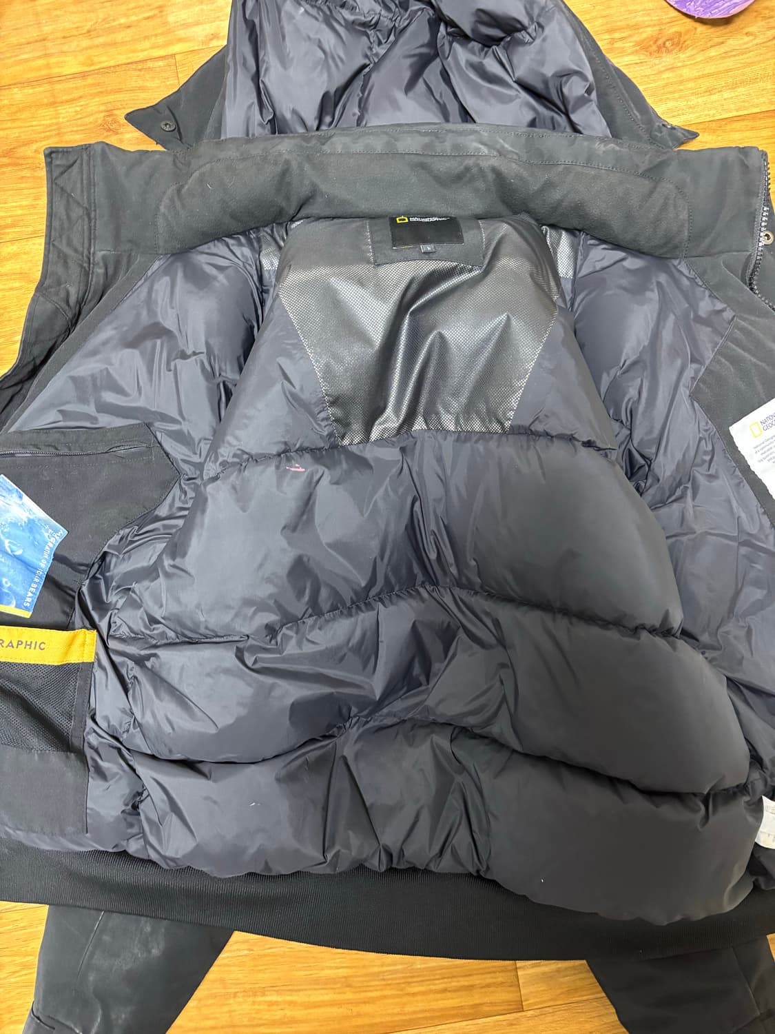 내셔널지오그래픽 타루가 판매합니다 상품이미지1